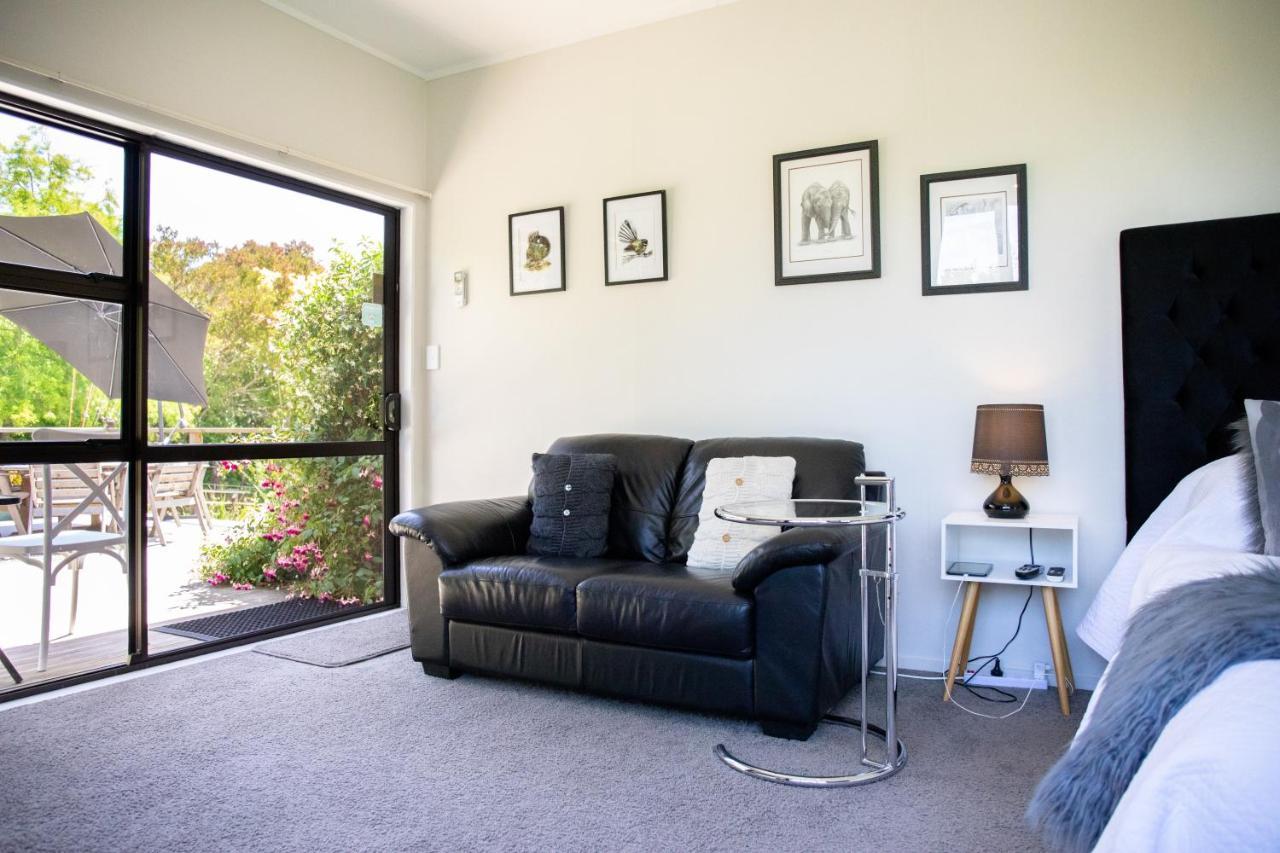 Bed and Breakfast Swan House à Martinborough Extérieur photo