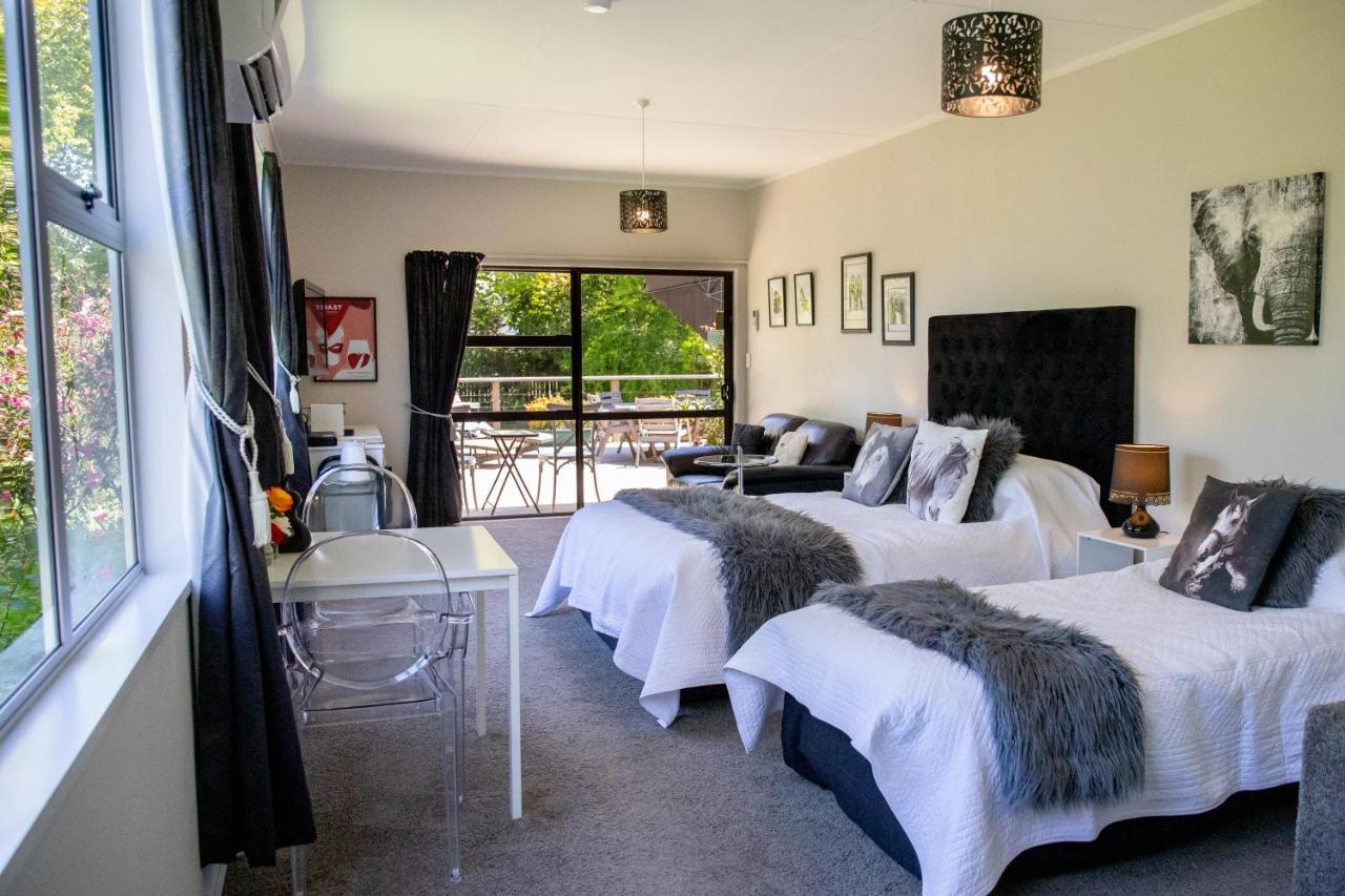 Bed and Breakfast Swan House à Martinborough Extérieur photo