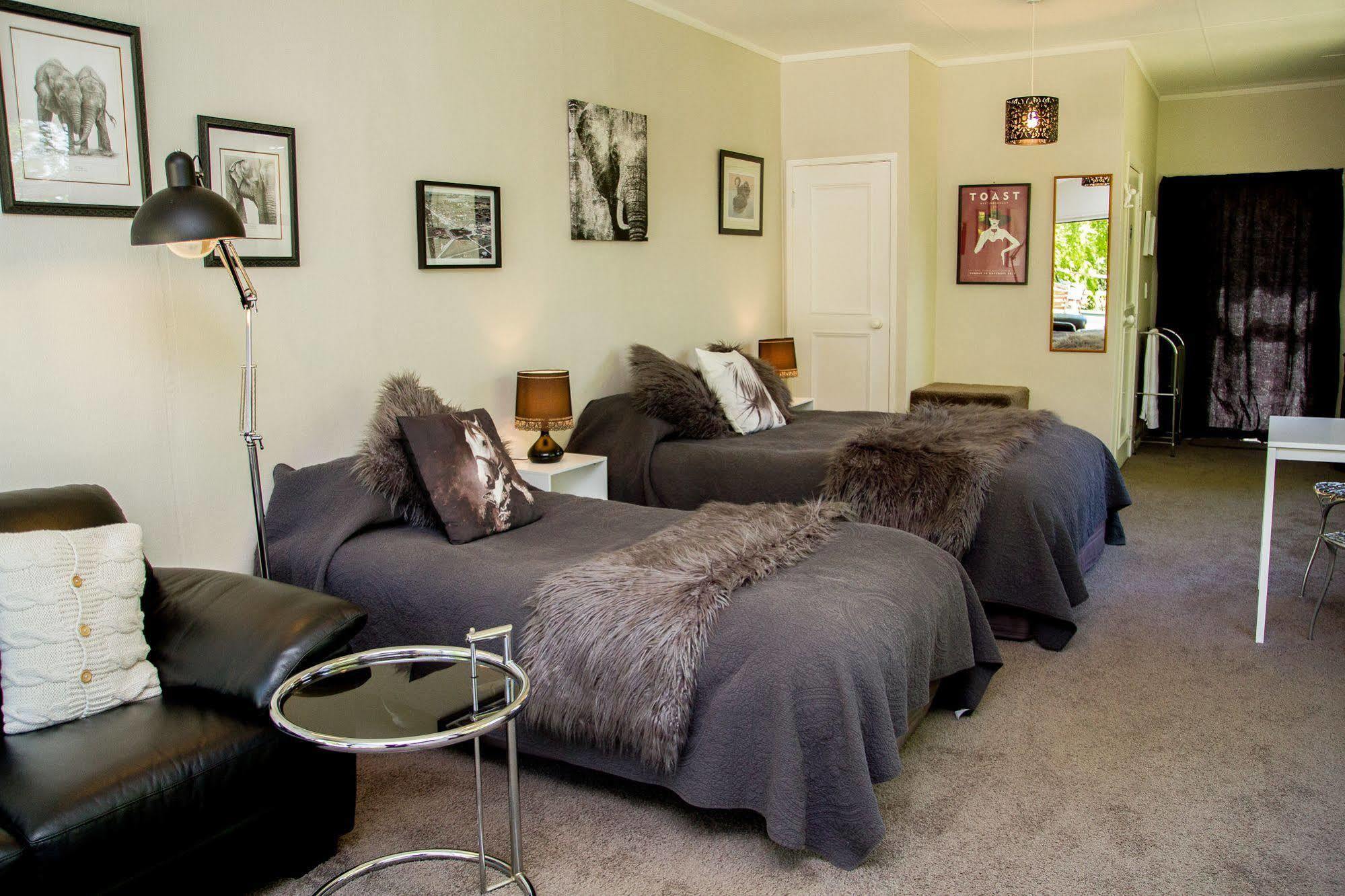 Bed and Breakfast Swan House à Martinborough Extérieur photo